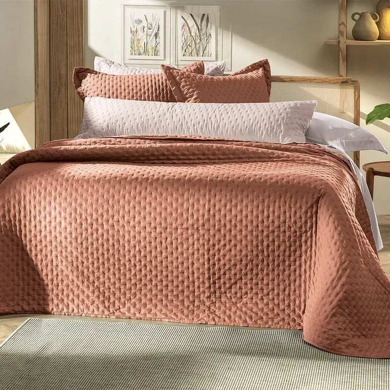 COLCHA QUEEN TOQUE ACETINADO TERRA